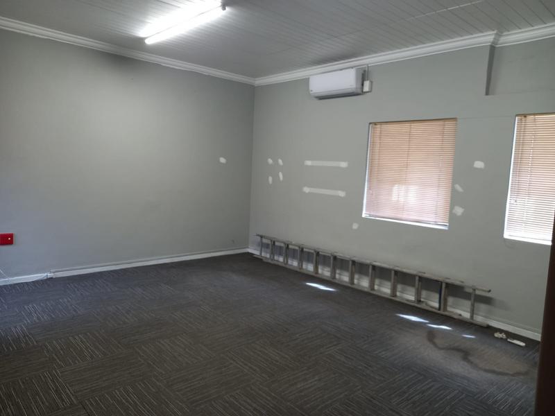 To Let commercial Property for Rent in Mill Park Eastern Cape